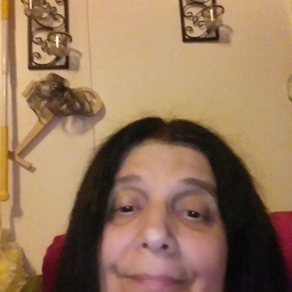 Meet your Posher, Tina